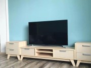 几张很简单的电视背景墙效果图，主打的就是一个简洁